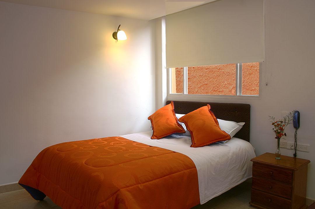 Hotel Villa Karina Bogota Bagian luar foto