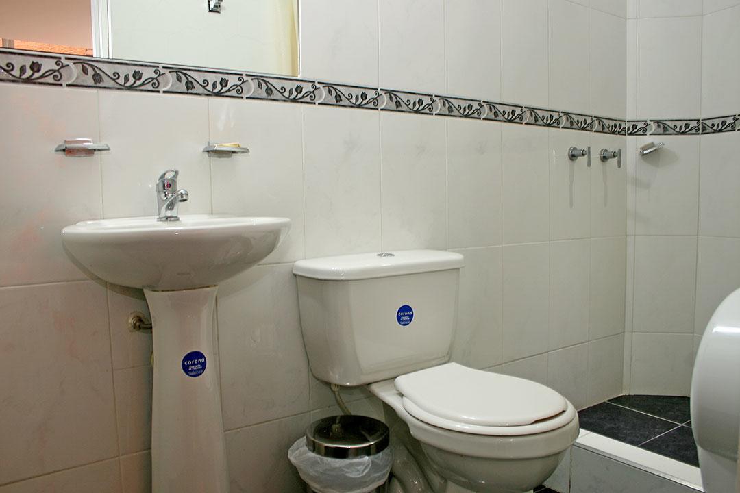 Hotel Villa Karina Bogota Bagian luar foto