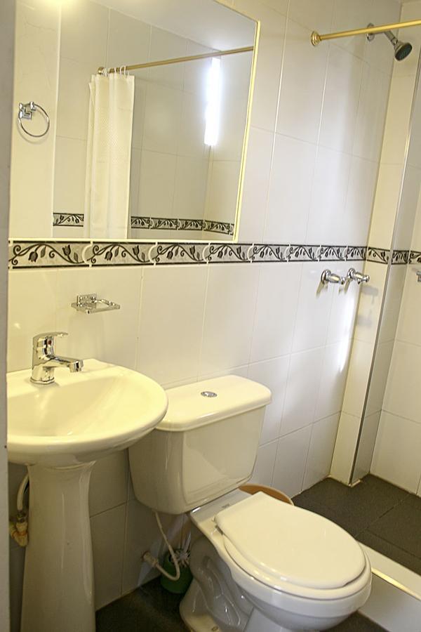 Hotel Villa Karina Bogota Bagian luar foto
