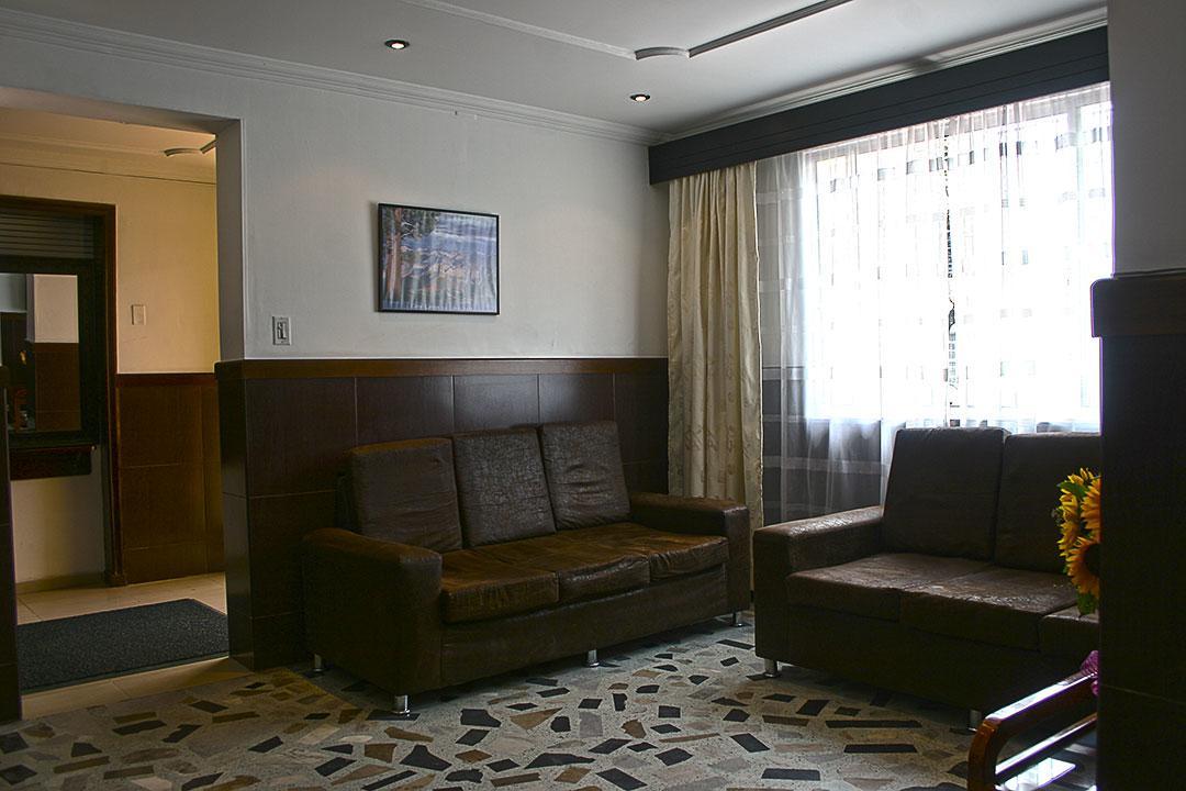 Hotel Villa Karina Bogota Bagian luar foto